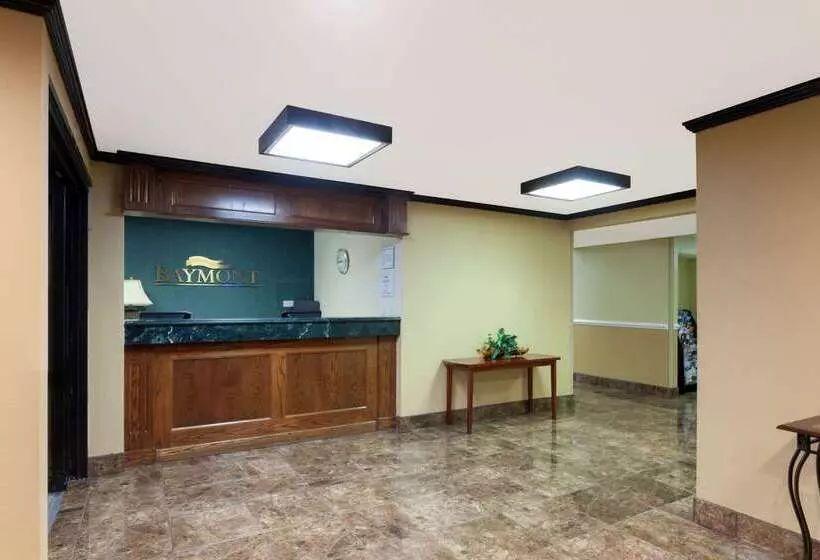 ホテル Baymont By Wyndham Memphis East