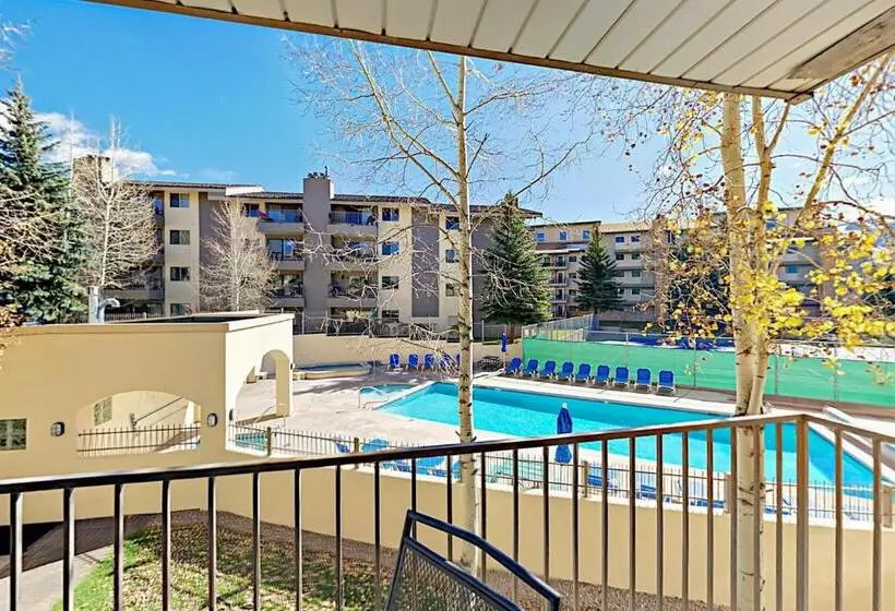 Отель Beaver Creek West O2