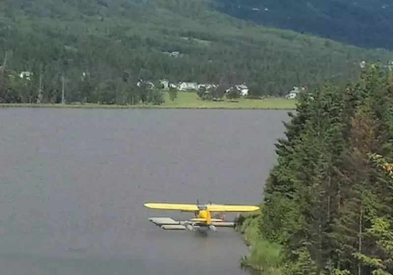 호텔 Beluga Lake Lodge