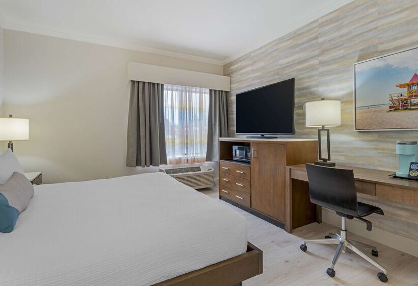 فندق Best Western Plus All Suites Inn