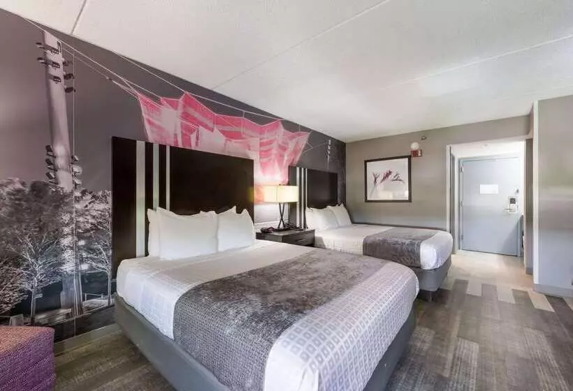 酒店 Clarion Pointe Greensboro Airport