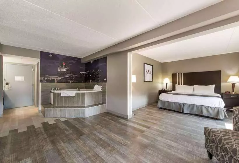 酒店 Clarion Pointe Greensboro Airport