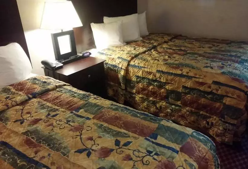 Отель Deerfield Inn