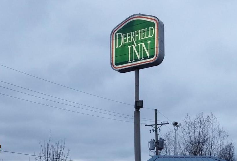 فندق Deerfield Inn