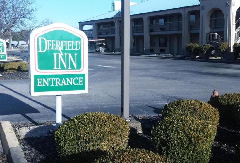 فندق Deerfield Inn