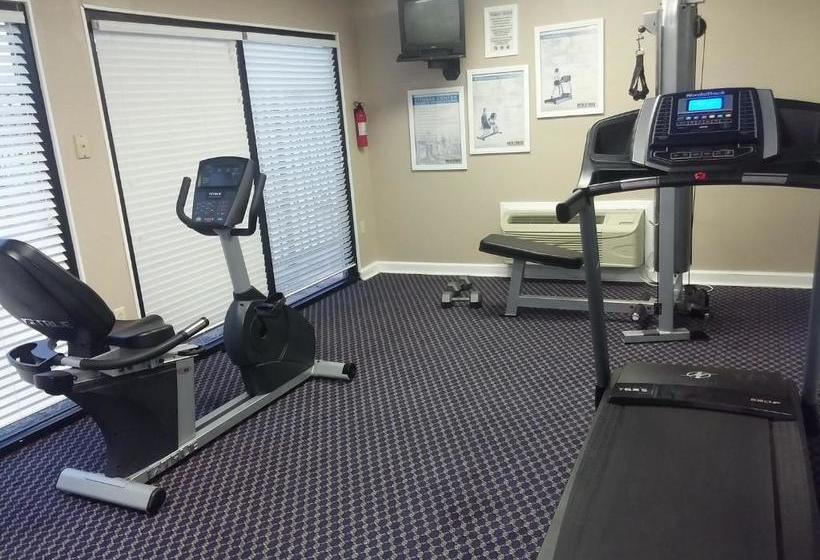 فندق Deerfield Inn