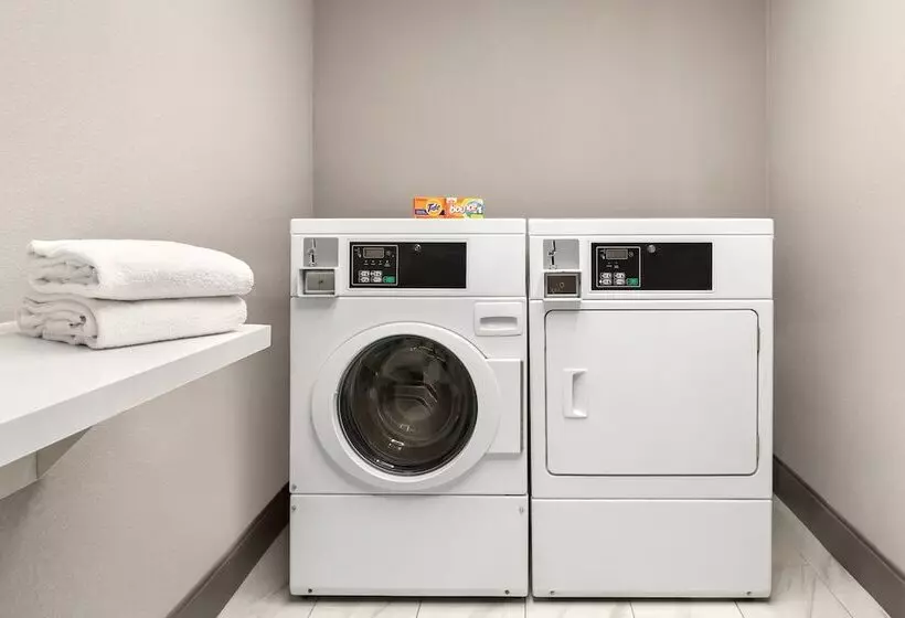 Отель Holiday Inn Express   Bowling Green, An Ihg