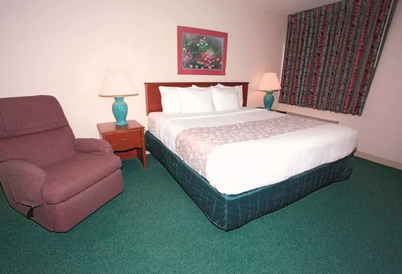 هتل La Quinta Inn By Wyndham Wausau