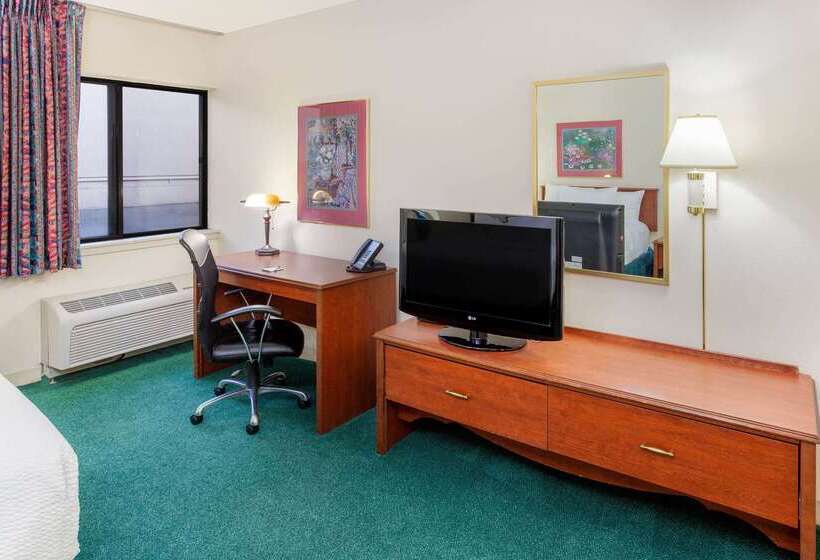 호텔 La Quinta Inn By Wyndham Wausau