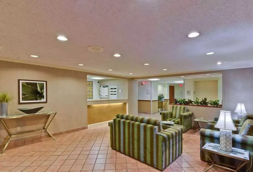 酒店 La Quinta By Wyndham Lakeland East