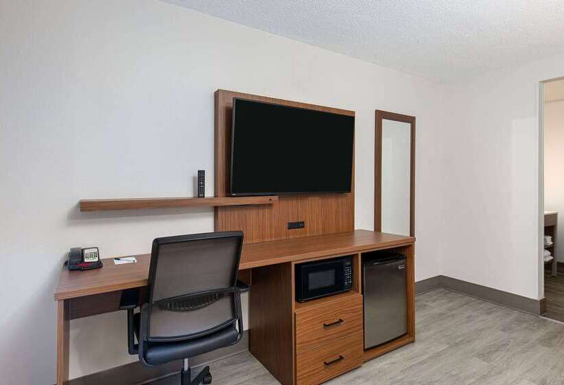 فندق La Quinta By Wyndham Nashville Airport