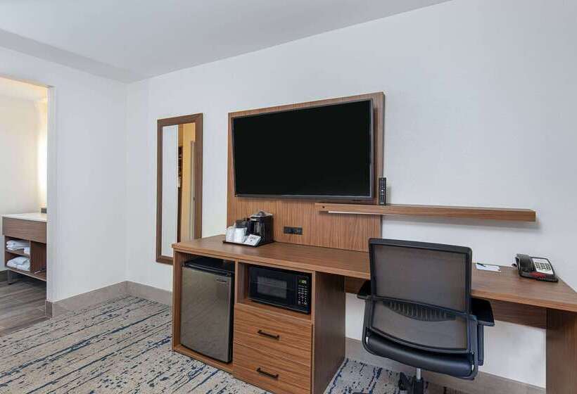 فندق La Quinta By Wyndham Nashville Airport