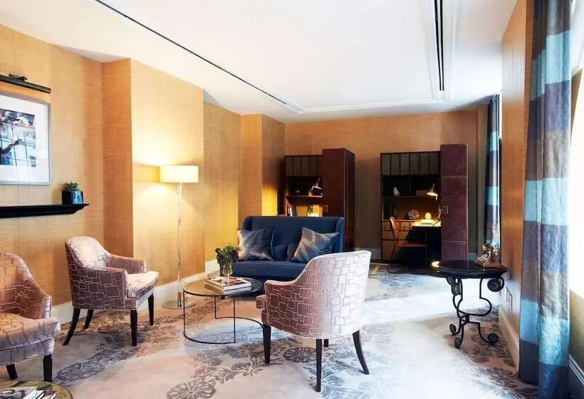 هتل The Benjamin Royal Sonesta New York