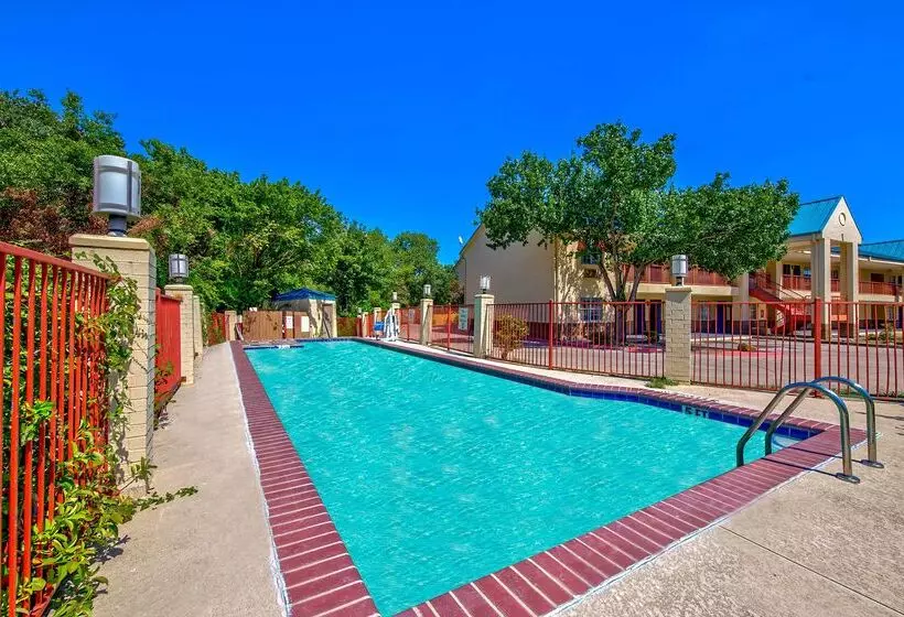 Motel 6 Arlington, Tx