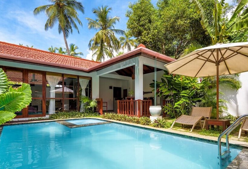 בית מלון כפרי Good Karma Ayurvedic Resort