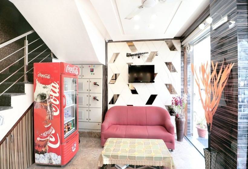 هتل Sukh Regency By Oyo Rooms