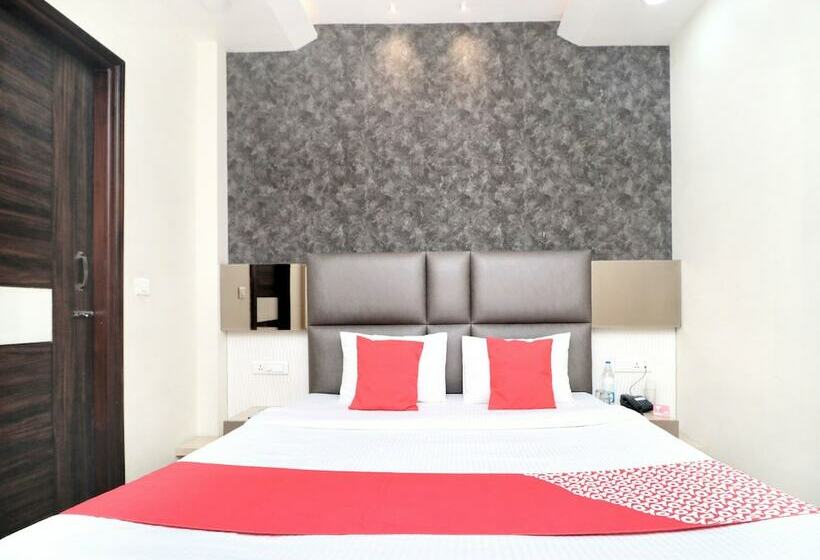 هتل Sukh Regency By Oyo Rooms