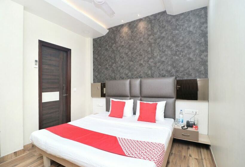 هتل Sukh Regency By Oyo Rooms