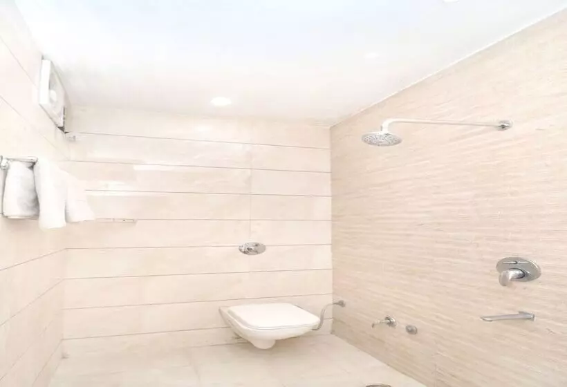 هتل Sukh Regency By Oyo Rooms