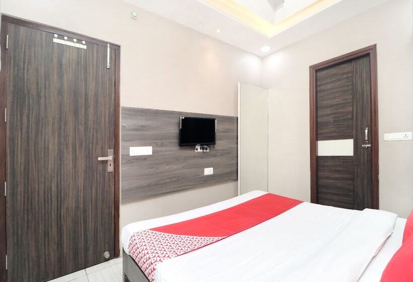 هتل Sukh Regency By Oyo Rooms