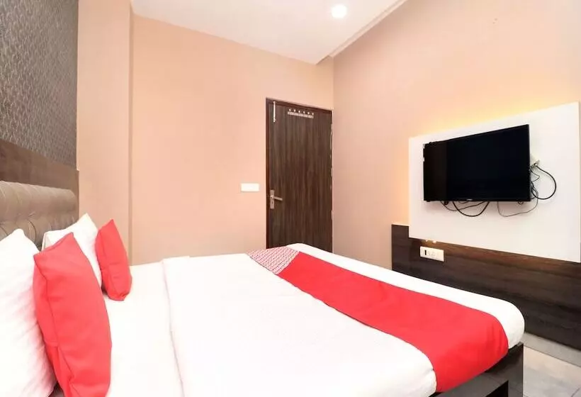 هتل Sukh Regency By Oyo Rooms