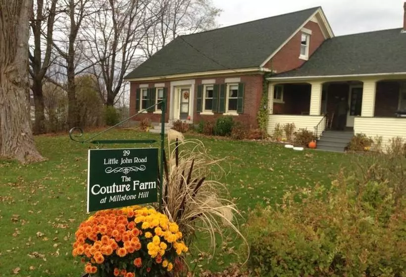 Aamiaismajoitus (B&B) Couture Farm At Millstone Hill