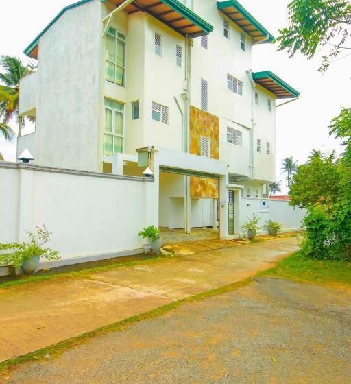 هتل Onaro Beach View