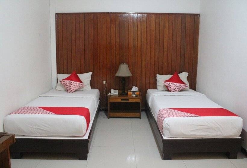 בית מלון כפרי Oyo 1333 Wisata