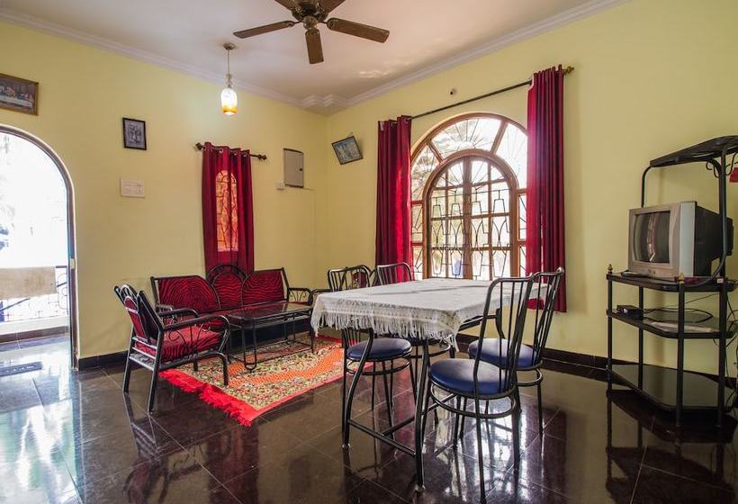 Oyo 12483 Home Bright 2bhk Mapusa