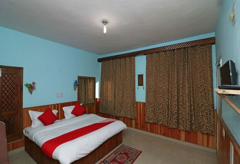 Oyo 13732 Home Cozy Near Mall Aleo Manali
