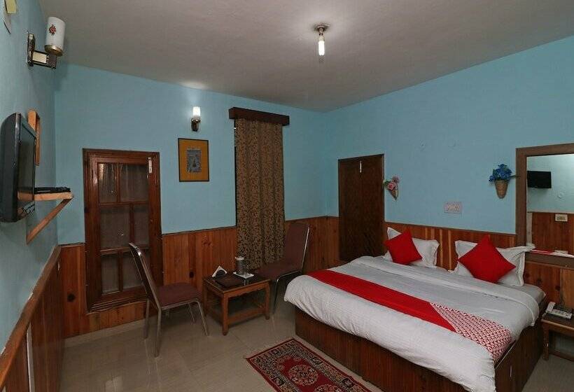 Oyo 13732 Home Cozy Near Mall Aleo Manali
