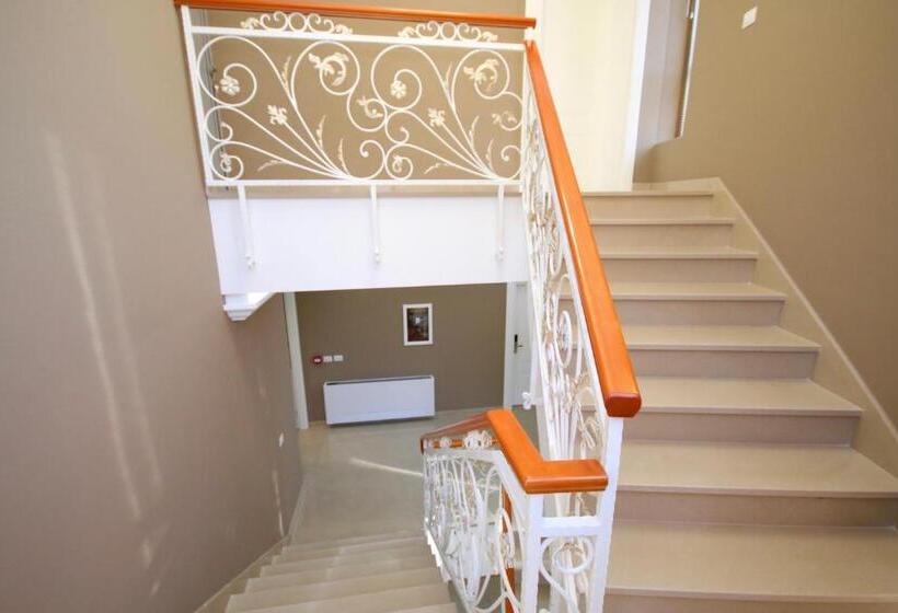 בית מלון כפרי Eljos