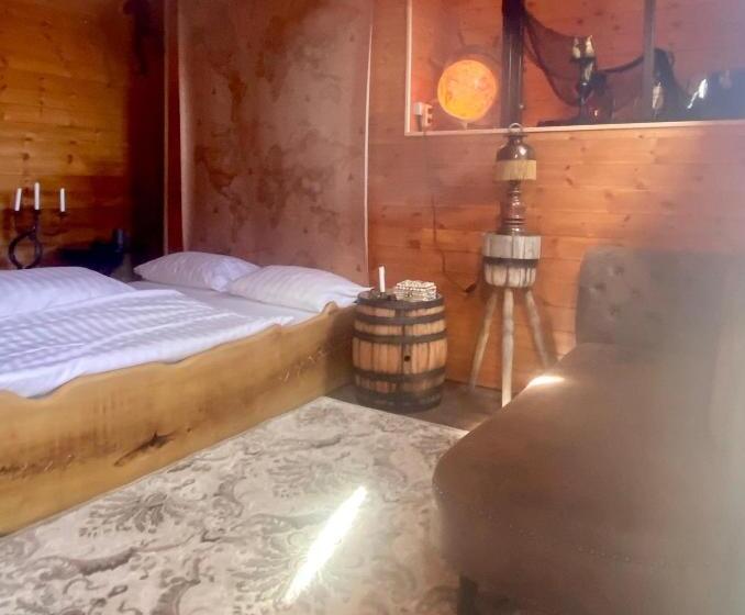 مبيت وإفطار Vila Rozalia Garden Gate