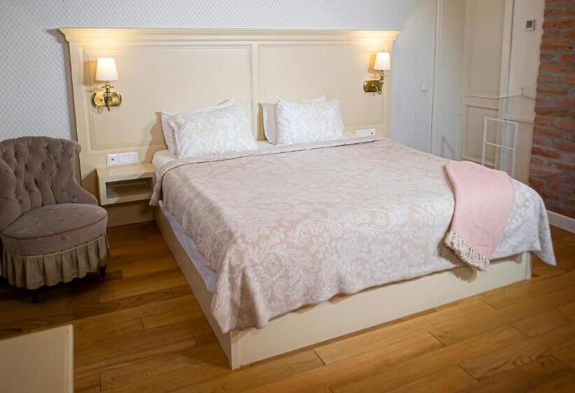 مبيت وإفطار Vila Rozalia Garden Gate