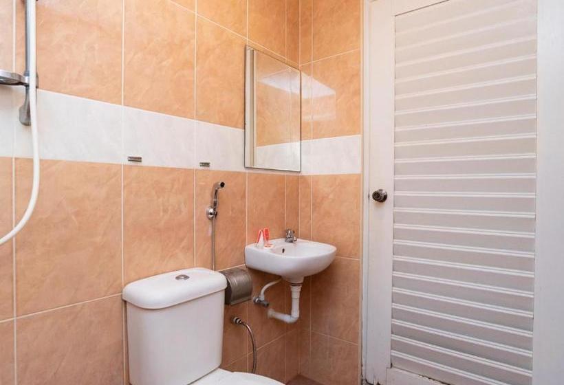 Hotel Oyo 44110 S.v Chalet