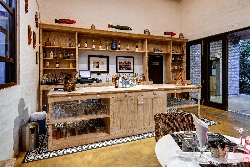 Mbano Manor Hotel Victoria Falls By Mantis