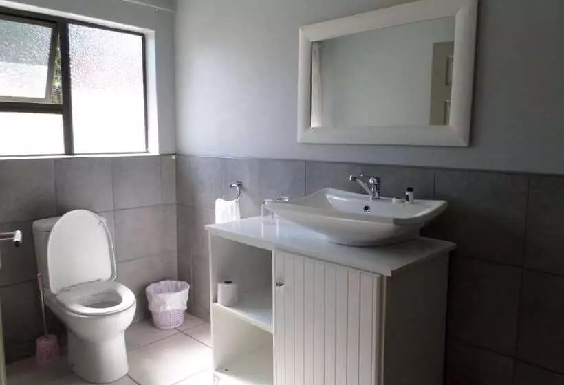 Majatalo Luxury Heights Guesthouse  Pool Under Renovation