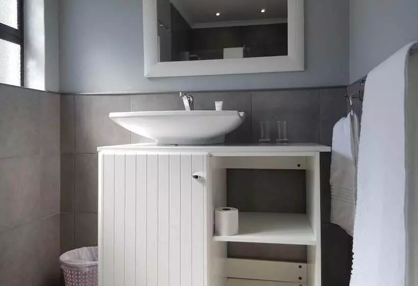 Majatalo Luxury Heights Guesthouse  Pool Under Renovation