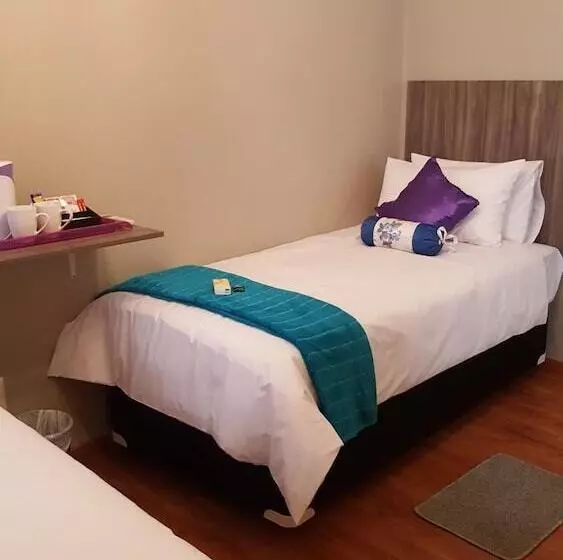 Majatalo Luxury Heights Guesthouse  Pool Under Renovation