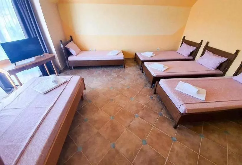 Pensione Rooms Cristian