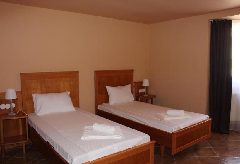 پانسیون Rooms Cristian