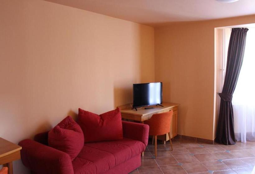 پانسیون Rooms Cristian