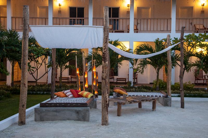 استراحتگاه Evexia Beach Collection Laamu