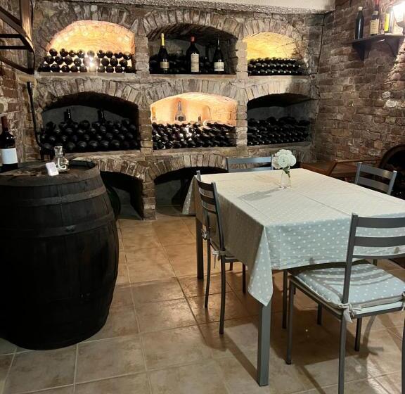 مبيت وإفطار Cascina Il Volo