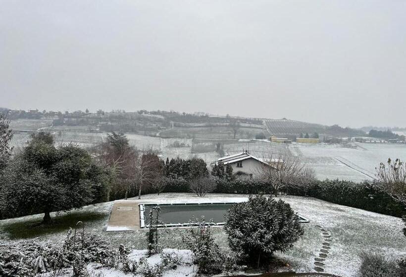 مبيت وإفطار Cascina Il Volo