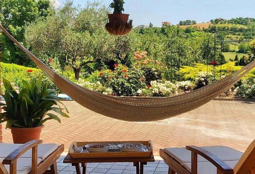 مبيت وإفطار Cascina Il Volo