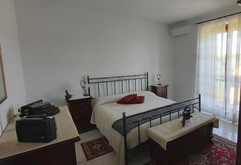 مبيت وإفطار Cascina Il Volo