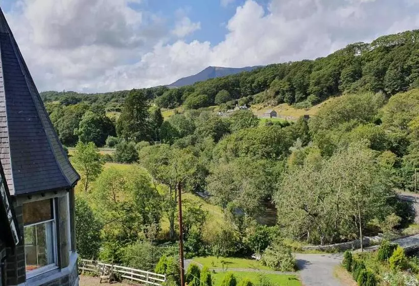 Hotelli Plas Penaeldroch Manor