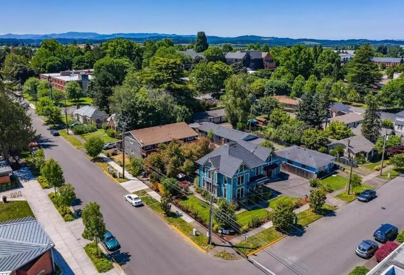 Aamiaismajoitus (B&B) Mamere's Guest House