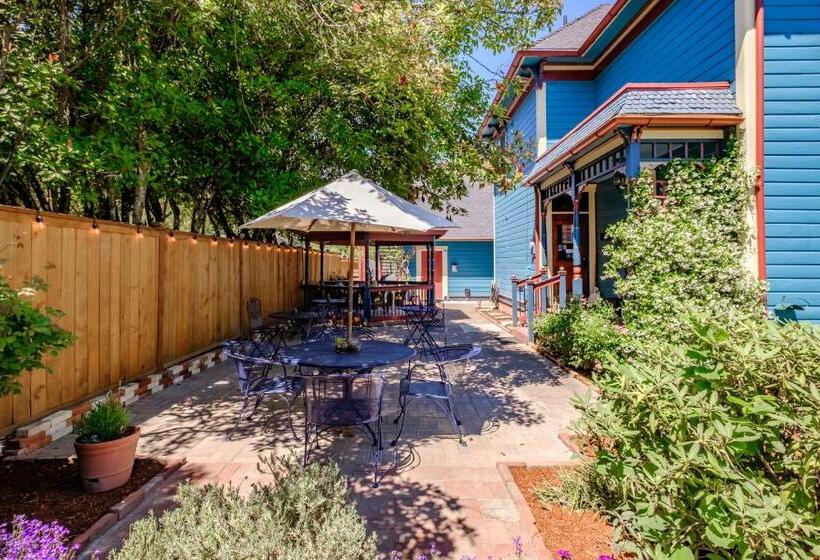 住宿加早餐  Mamere's Guest House